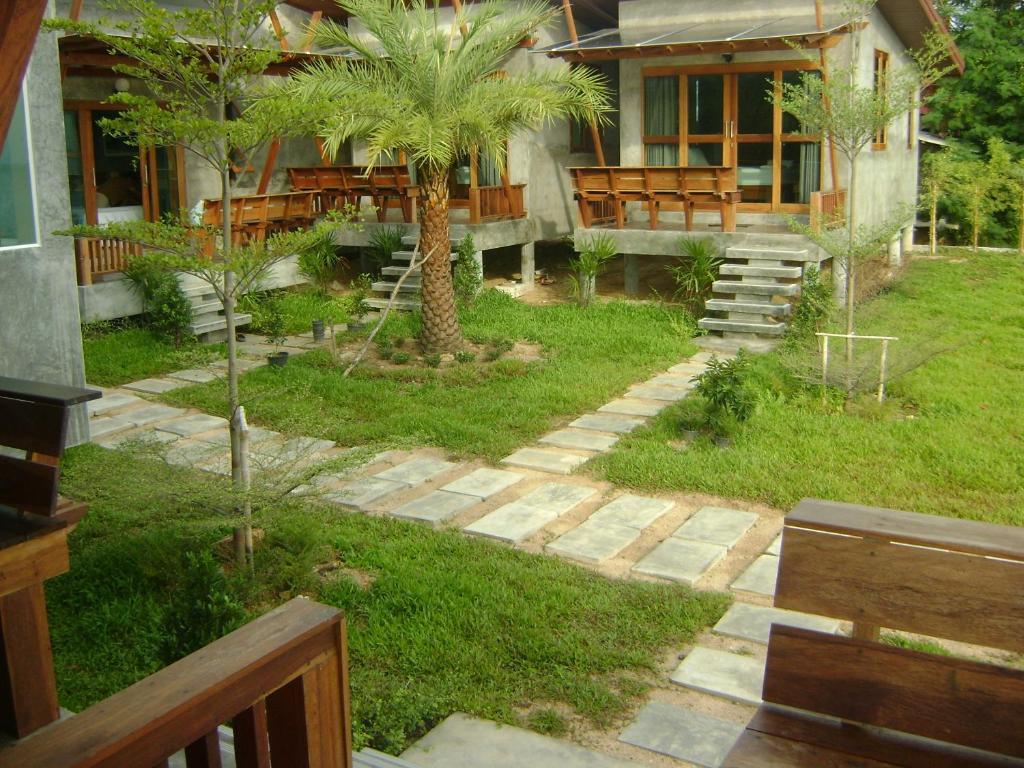 Phangan Palm Beach Resort & Restaurant Ko Pha Ngan Extérieur photo